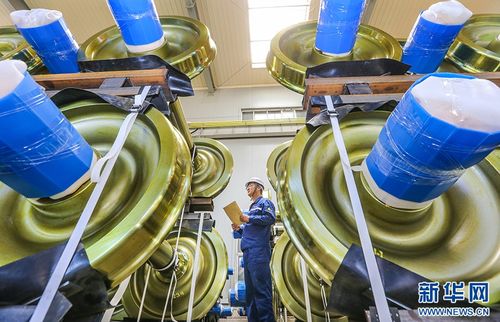 安徽馬鞍山輪對出口俏，電熔鎂產品生產忙